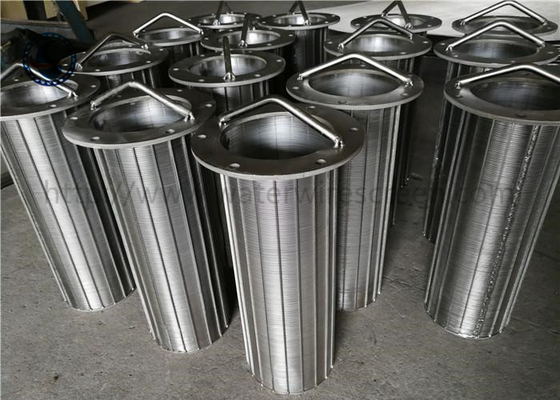 Kosz z drutu Wedge Johnson Wire z wkładem filtracyjnym z uchwytem